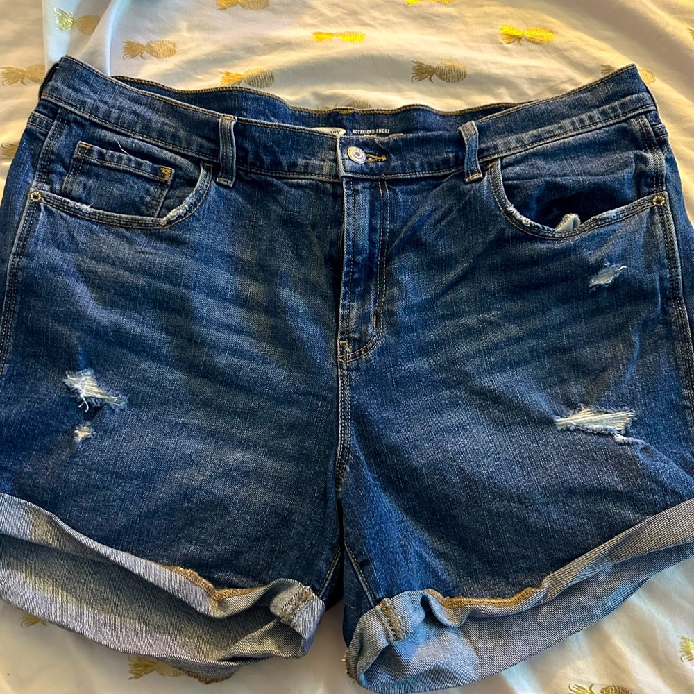 Old Navy Boyfriend Short